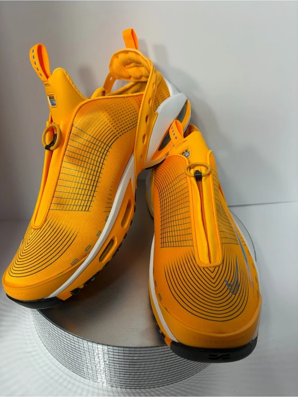 Nike Men’s Air Max Slip-On Trainers in Bright Orange new w / out box